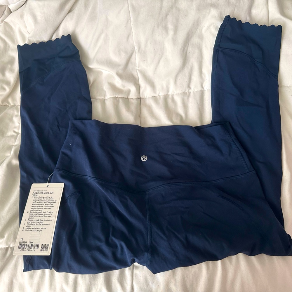 NWT Lululemon Align Crop